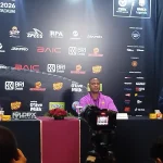 patrick kluivert saat konferensi pers clash of legends 2026