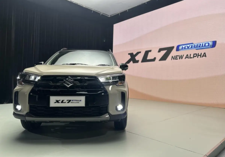 New Suzuki XL7 terbaru dengan desain facelift dan fitur baru
