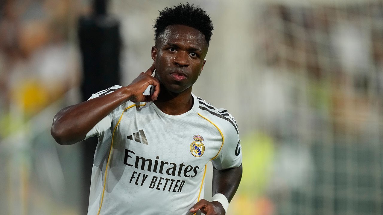 Selebrasi Vinicius Junior setelah mencetak gol ke gawang Betis di lanjutan La Liga, 25 April 2026.