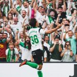 Gelandang Racing Santander, Sergio Martinez.